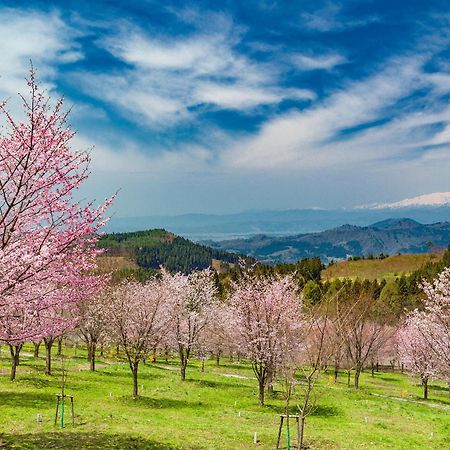 Urabandai Lake Resort Goshiki No Mori Kitashiobara Екстер'єр фото