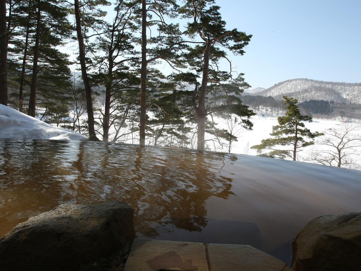 Urabandai Lake Resort Goshiki No Mori Kitashiobara Екстер'єр фото